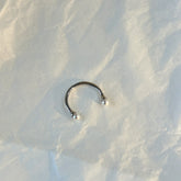 1 Piece Silver-Plated Omega Shape Ring with Pearls