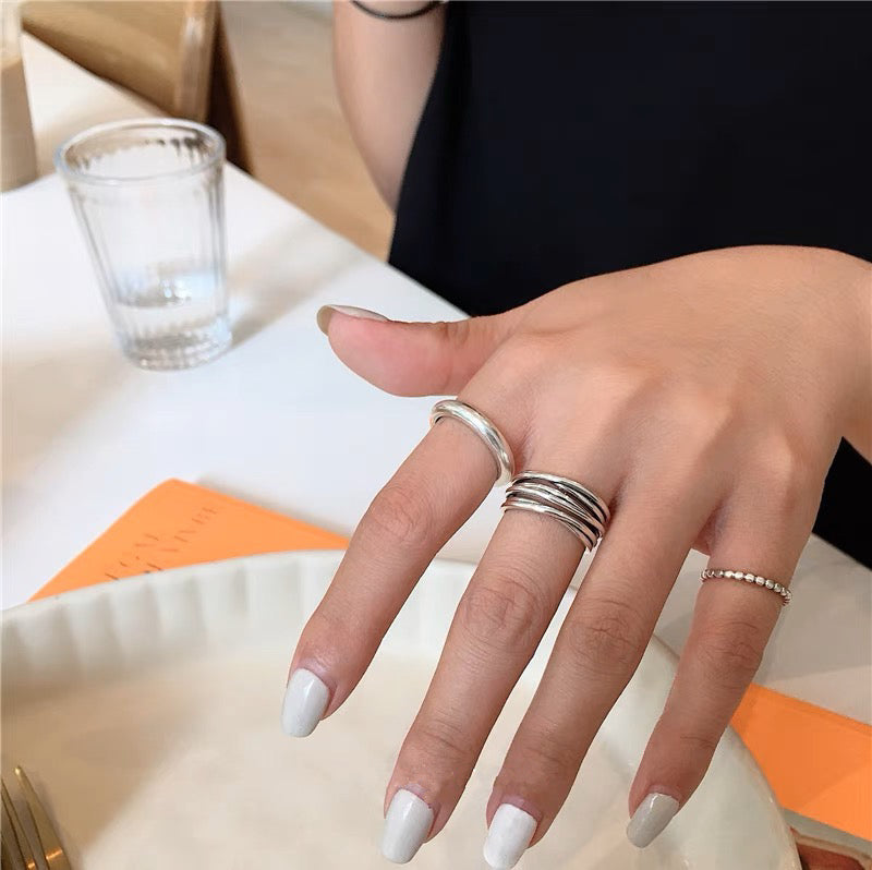 Bow-Tie Crystal Silver Ring