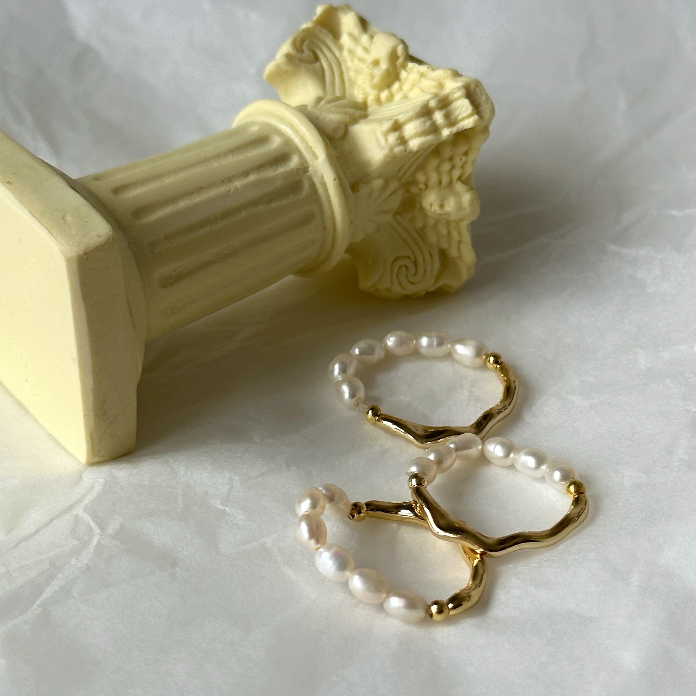 1 Piece Gold-Plated Ring with Irregular Shape Pearls