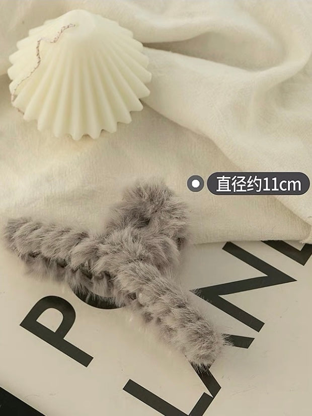 Fur Hair Claw