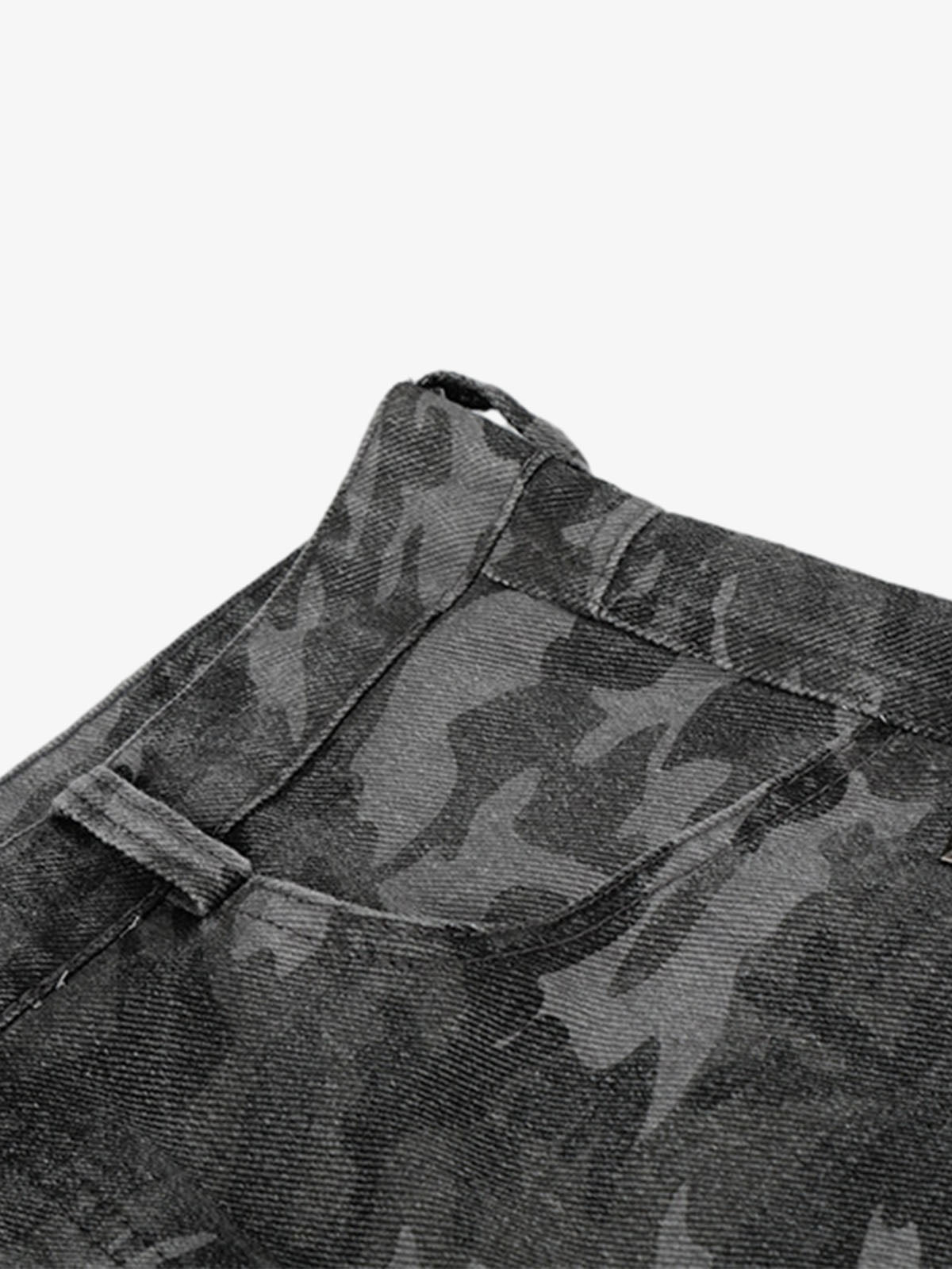 Camo Curved Jeans
