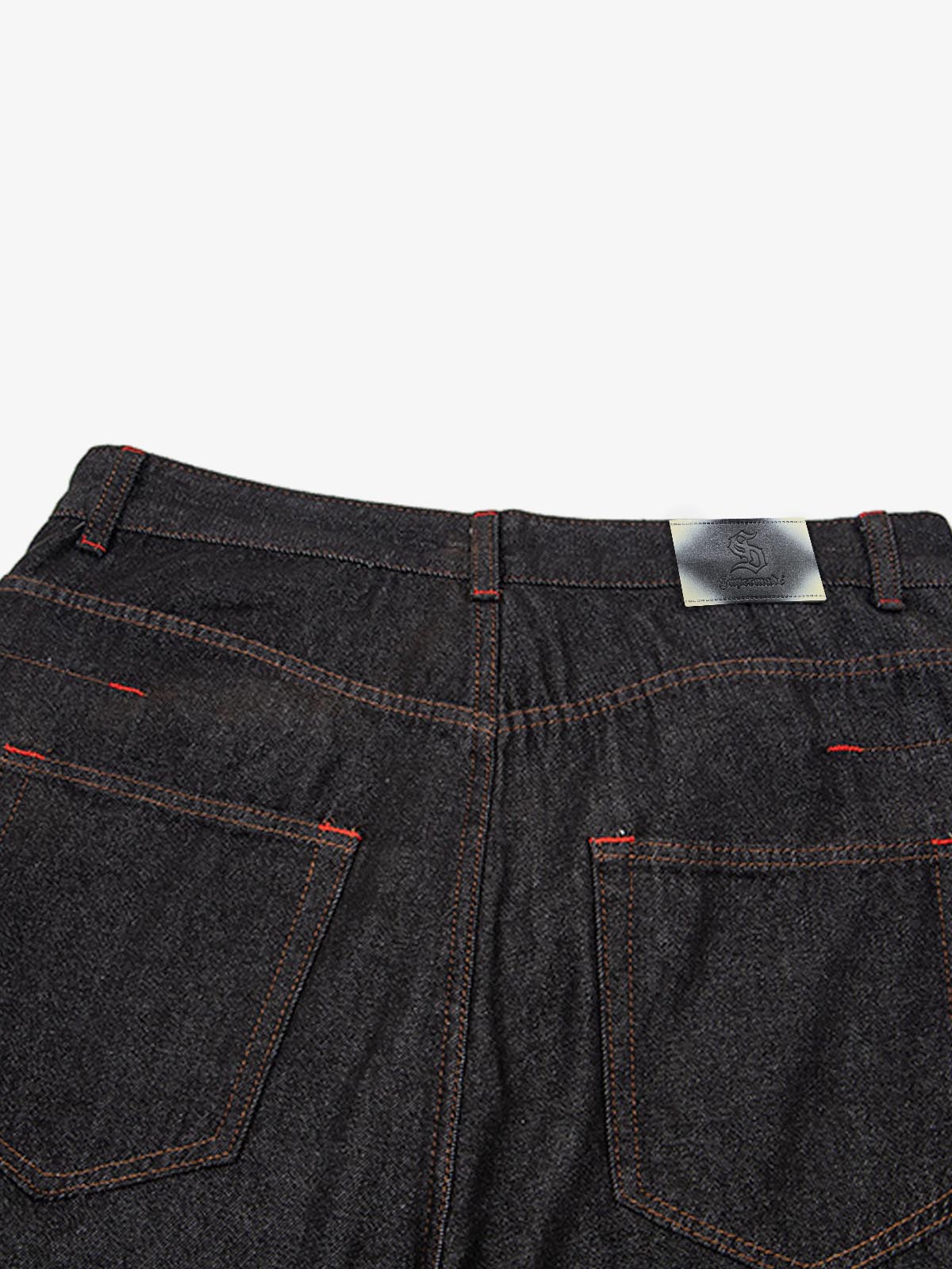Airplane Buckle Curved Jeans