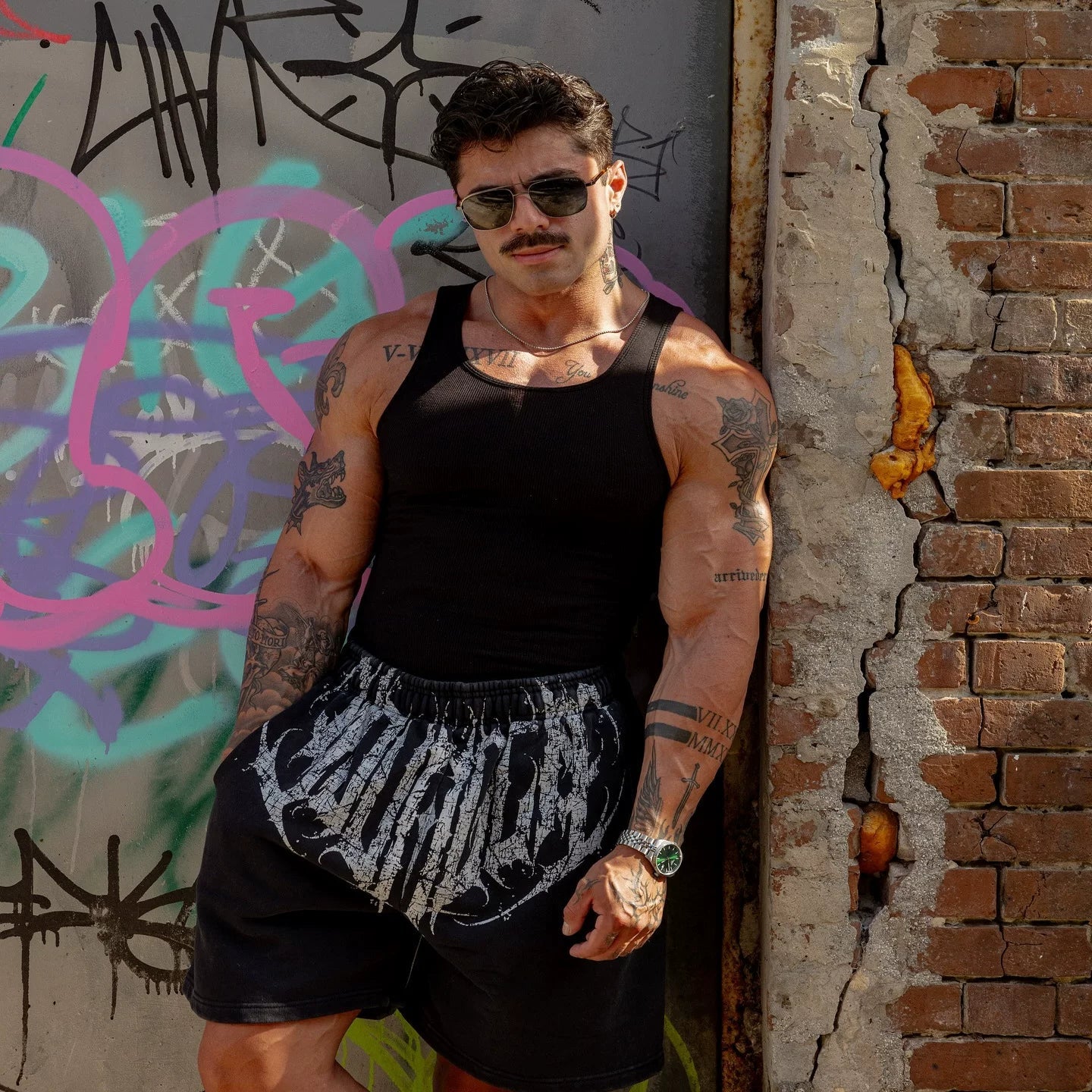 YONGLA trendy men's printed sports and fitness shorts, summer casual trendy basketball and running five quarter pants