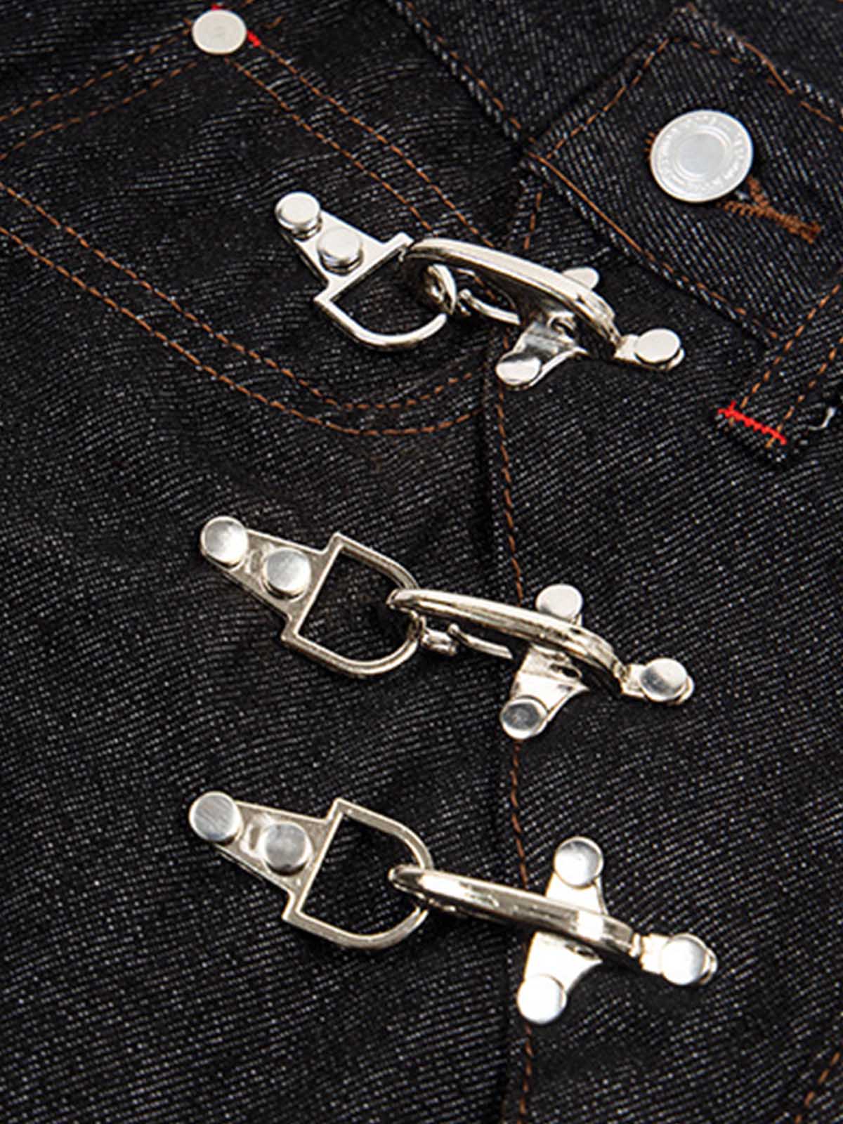 Airplane Buckle Curved Jeans